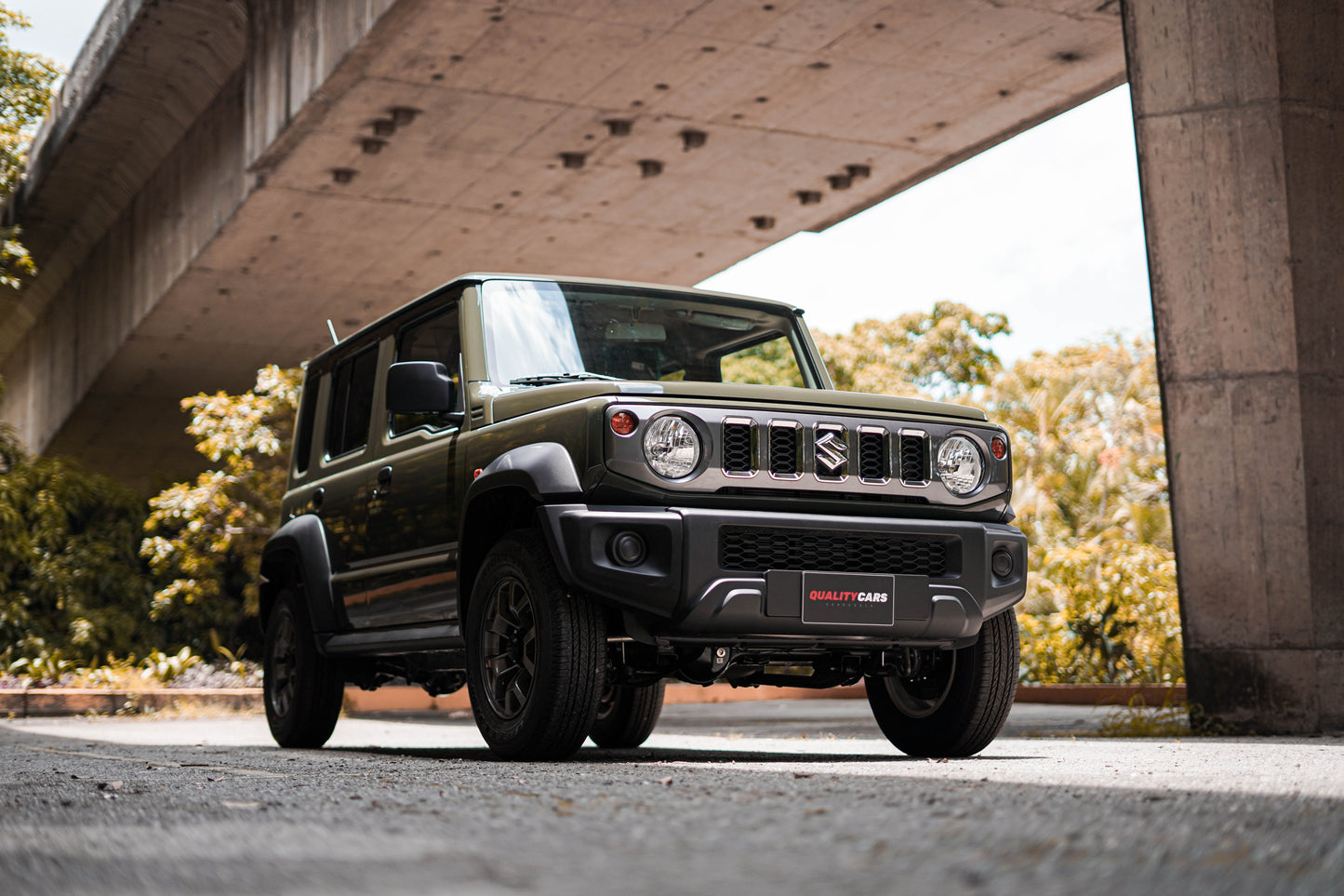 SUZUKI JIMNY VERDE MILITAR VENEZUELA