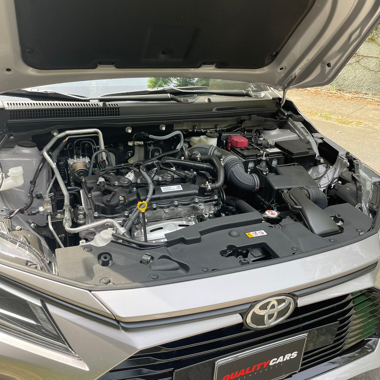 TOYOTA YARIS 2024