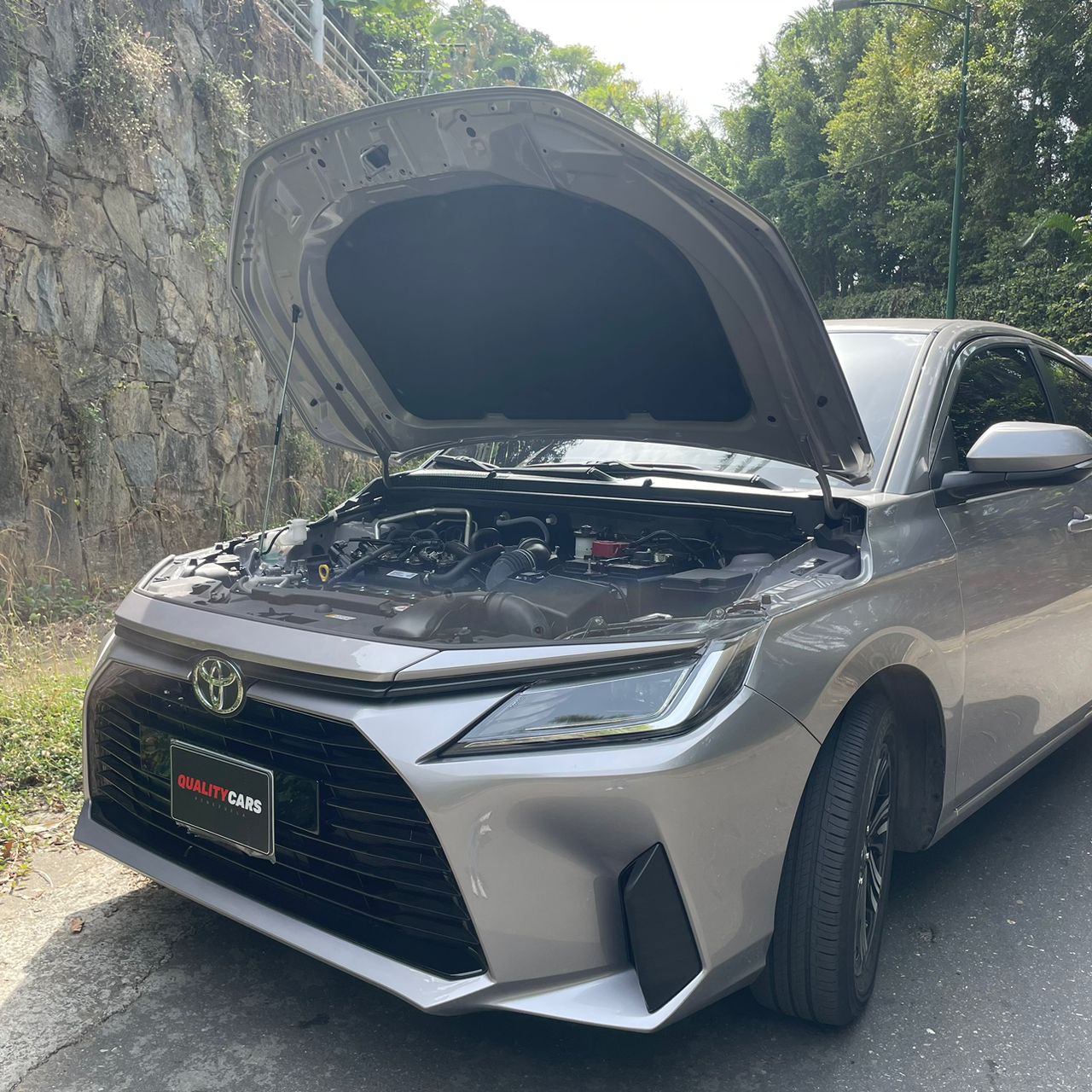 TOYOTA YARIS 2024