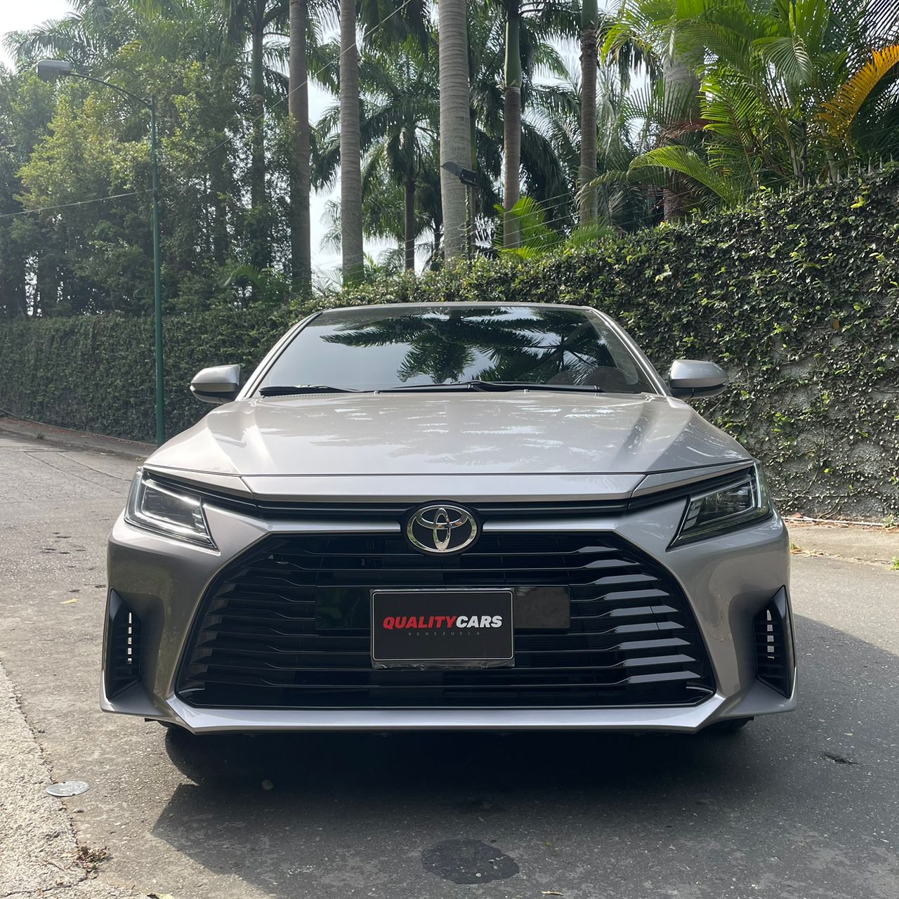 TOYOTA YARIS 2024