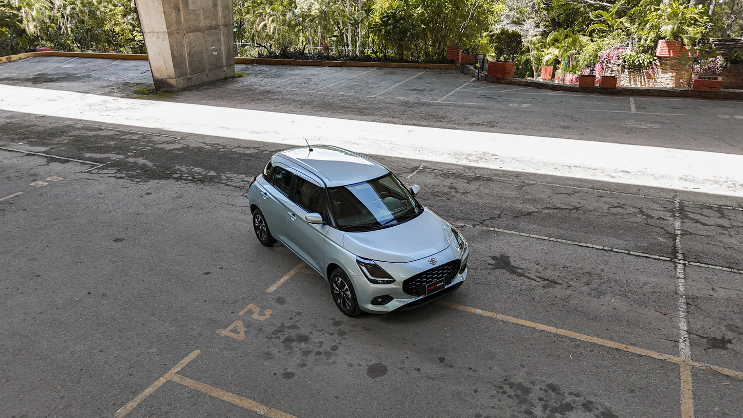 SUZUKI SWIFT GLX 2025
