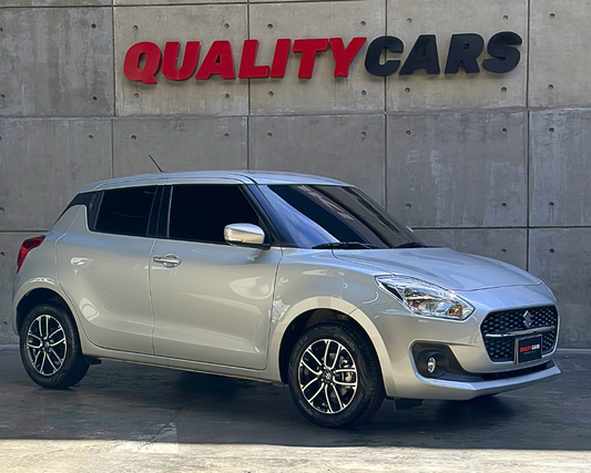 Suzuki SWIFT 2024 plateado 400 km venta Caracas Venezuela