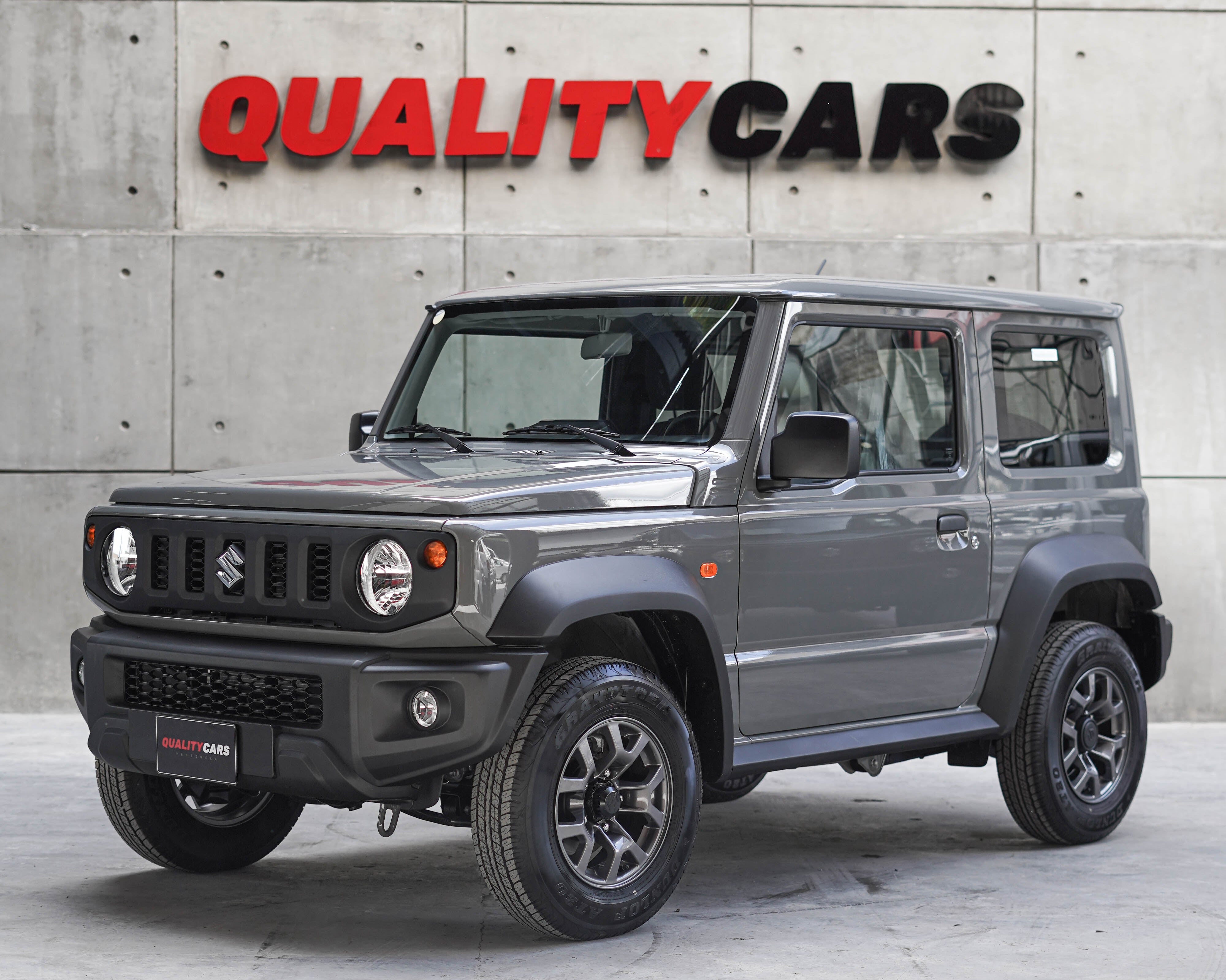 Suzuki Jimny 3 Puertas 2026 | GLX Sincrónica 4WD – QUALITY CARS