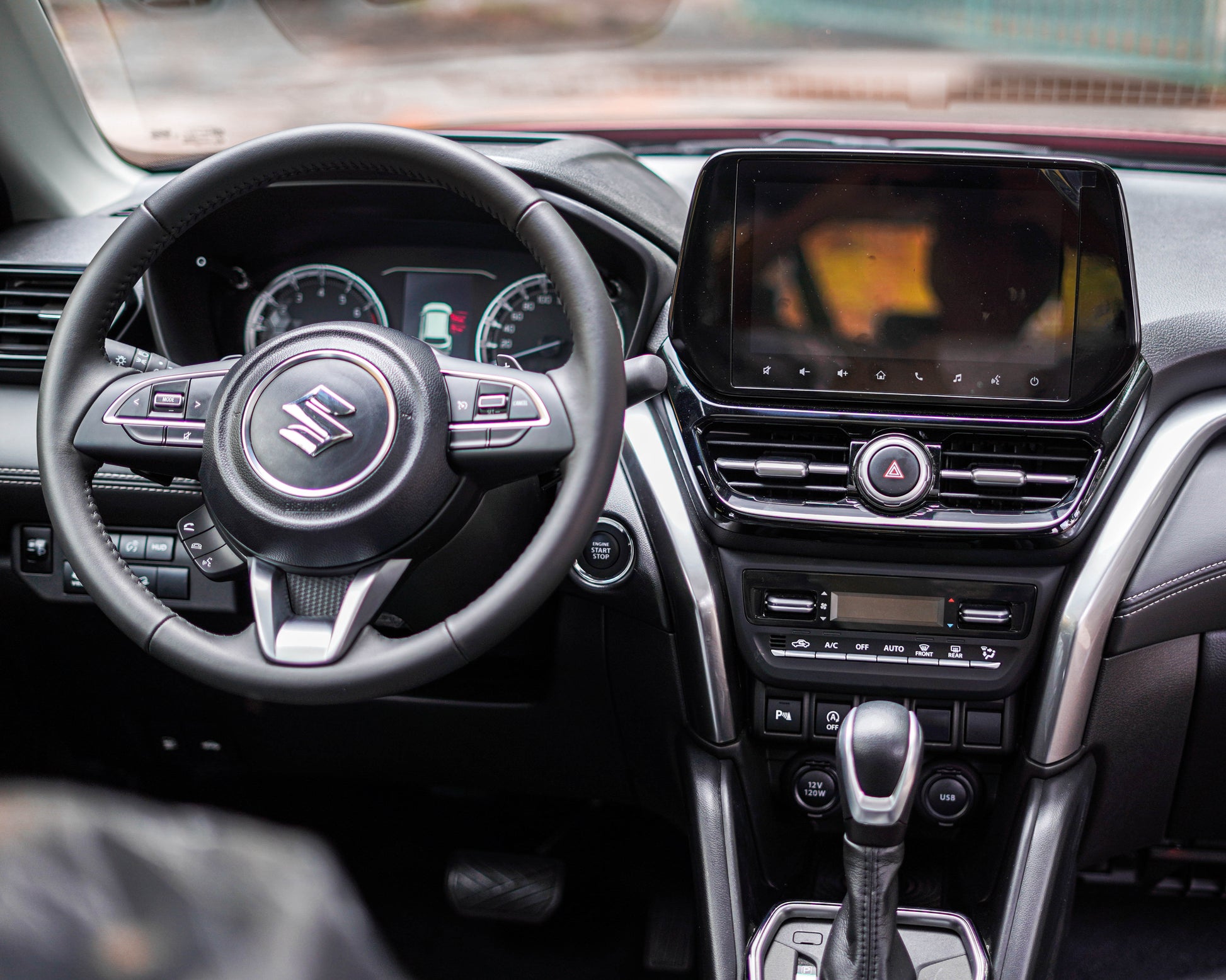 INTERIOR SUZUKI GRAND VITARA 2025 2026 SUV VENEZUELA