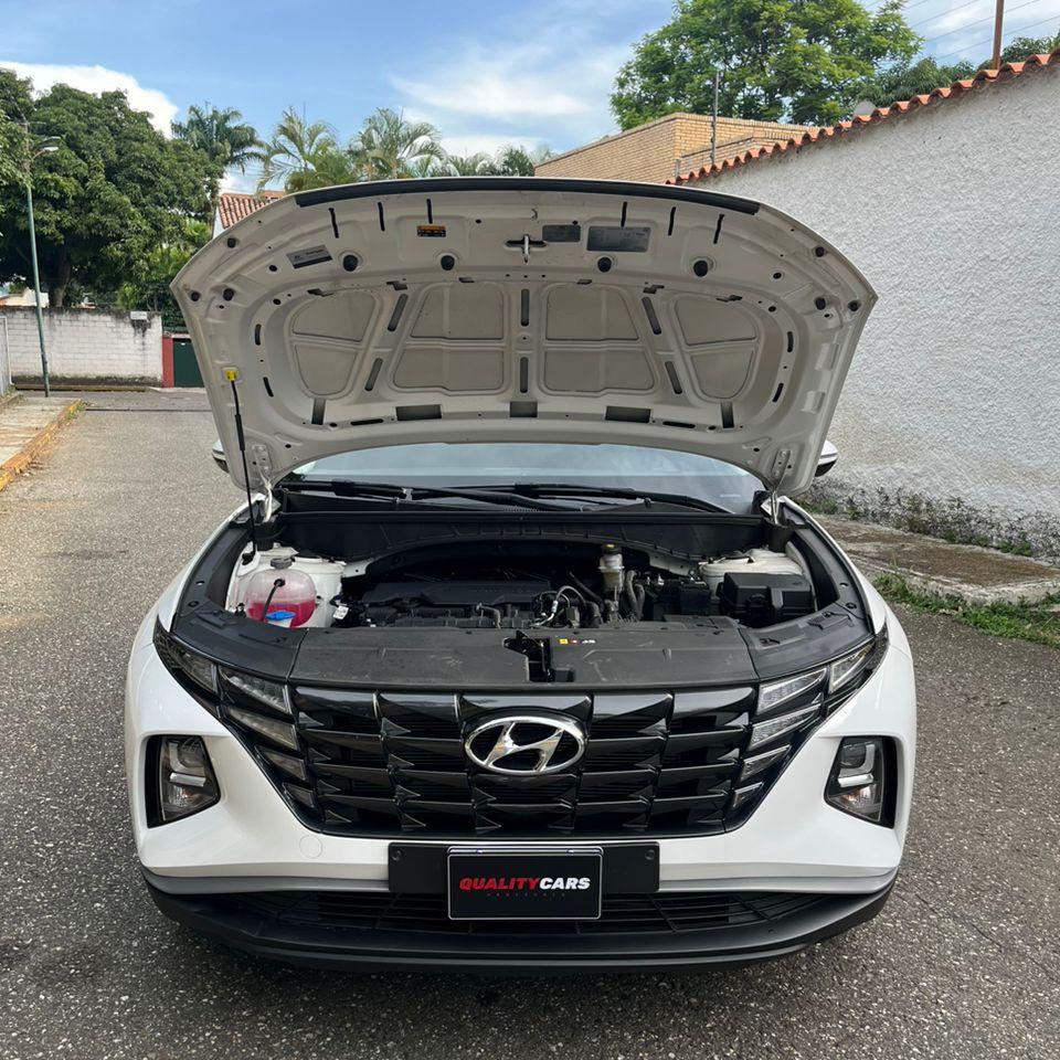 HYUNDAI TUCSON 2024