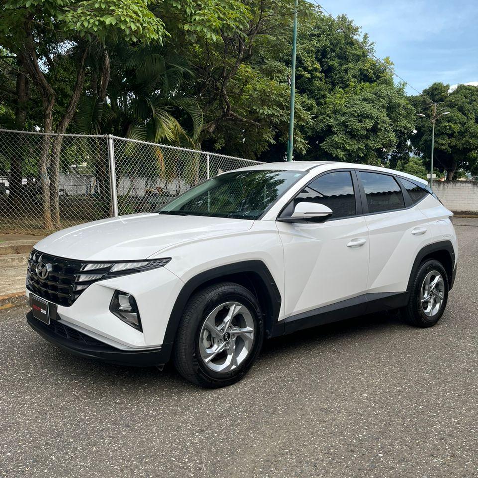 HYUNDAI TUCSON 2024