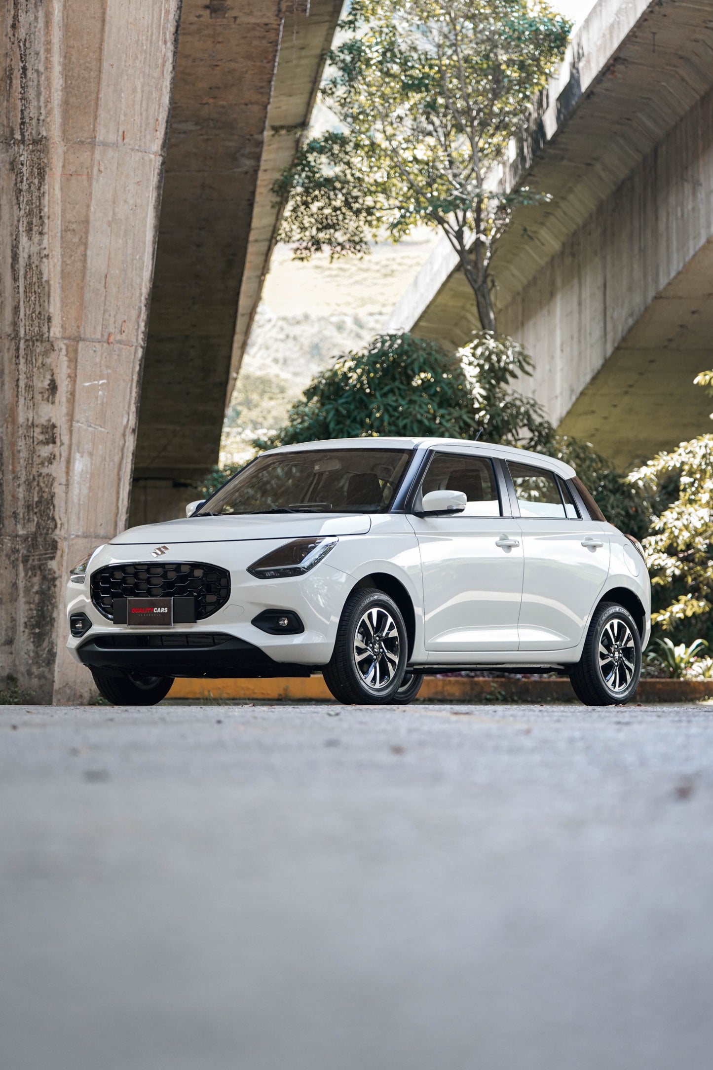 SUZUKI SWIFT GLX 2025