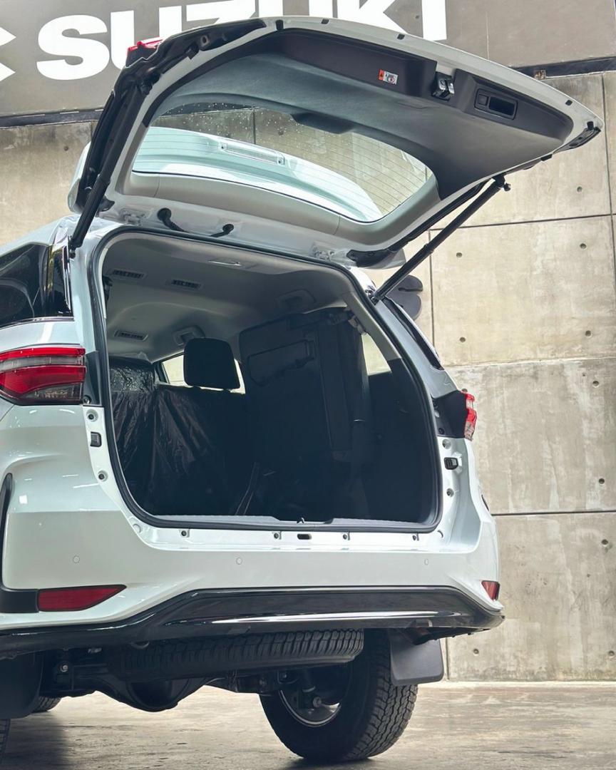 TOYOTA FORTUNER SW4 2025