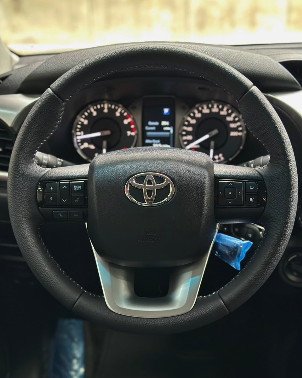 TOYOTA HILUX 2.7 2026