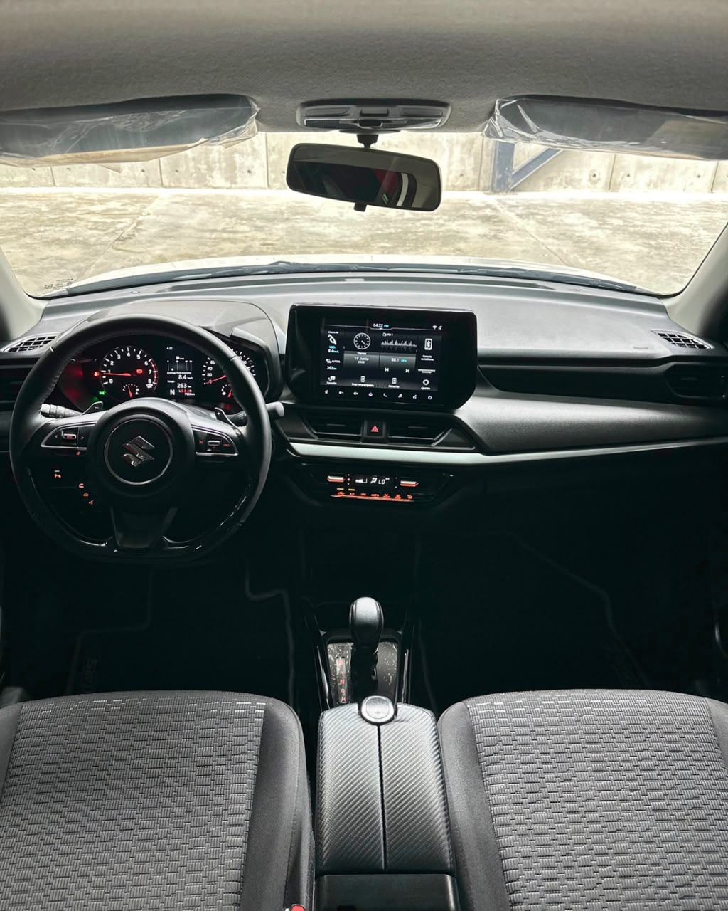 SUZUKI SWIFT GLX 2025