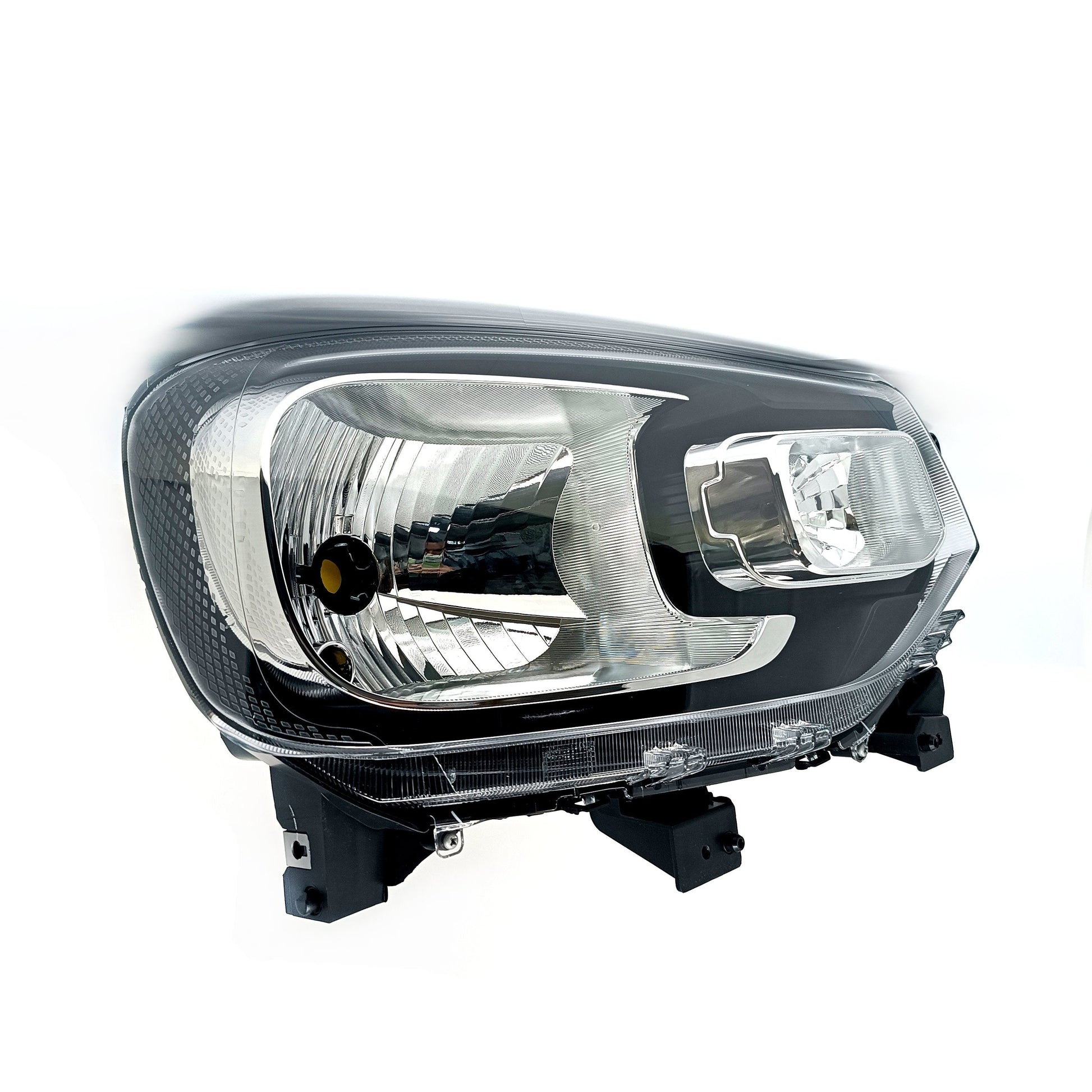 VISTA FRONTAL FARO DELANTERO DERECHO SUZUKI SPRESSO 2019 2024
