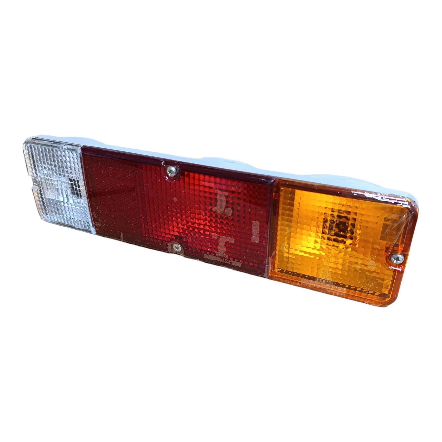 VISTA FRONTAL FARO TRASERO DERECHO CUZUKI SUPER CARRY 2016 2025 ORIGINAL