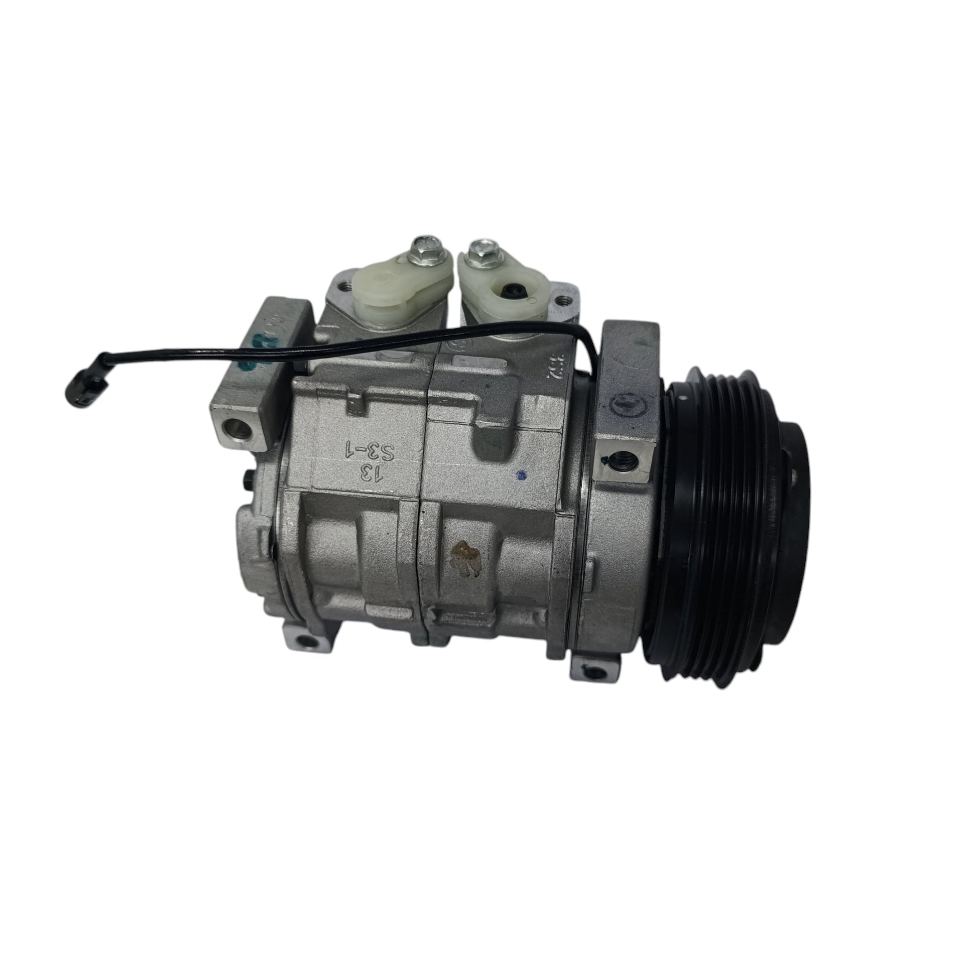 VISTA LATERAL DE COMPRESOR SUZUKI EECO 2009-2026 OEM