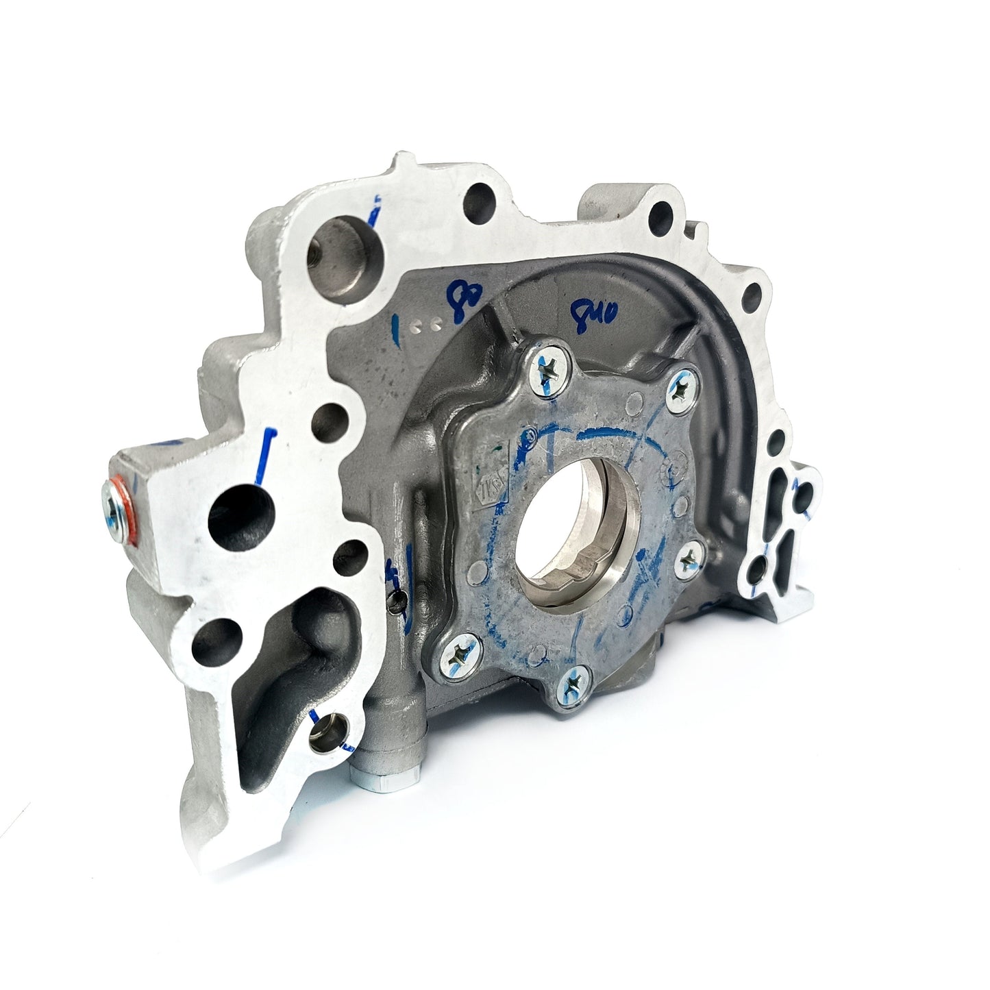 VISTA POSTERIOR DE BOMBA DE ACEITE SUZUKI ALTO 2016 2024 OEM