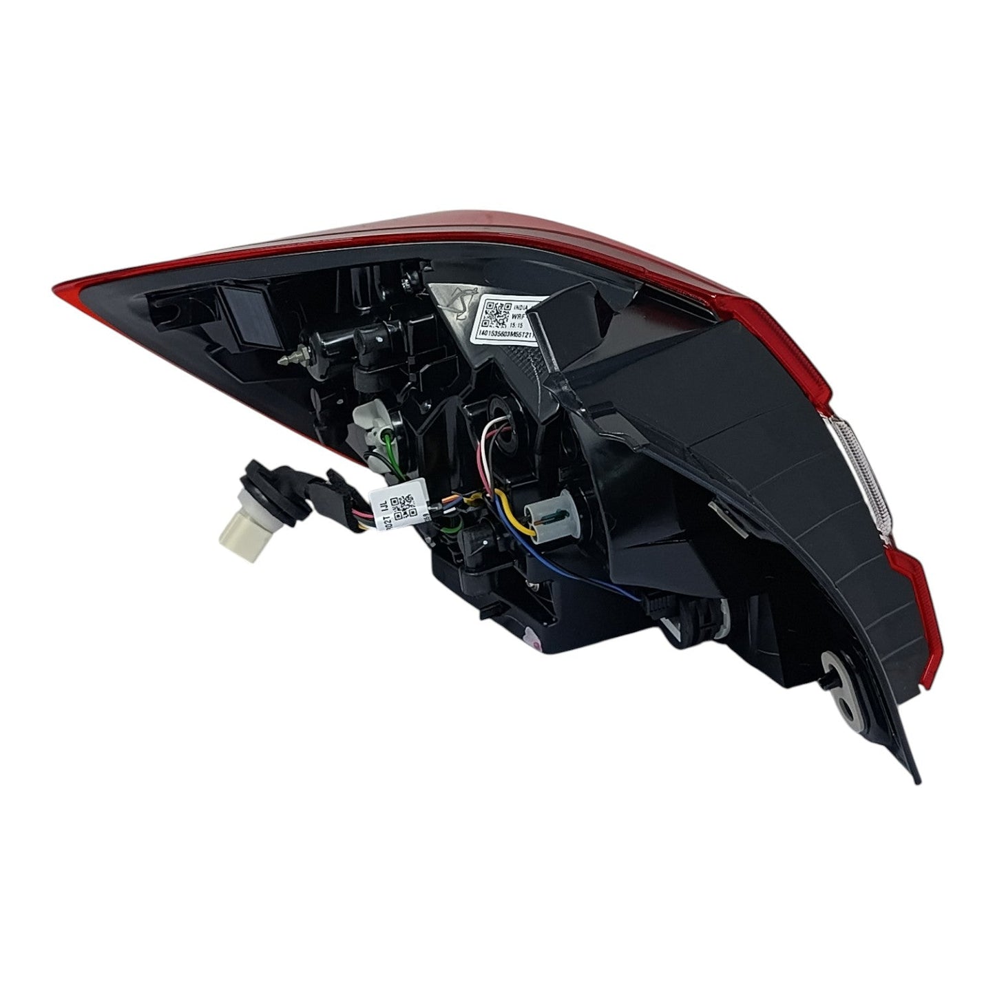 VISTA POSTERIOR DE FARO TRASERO DERECHO SUZUKI BALENO 2022 2025 OEM
