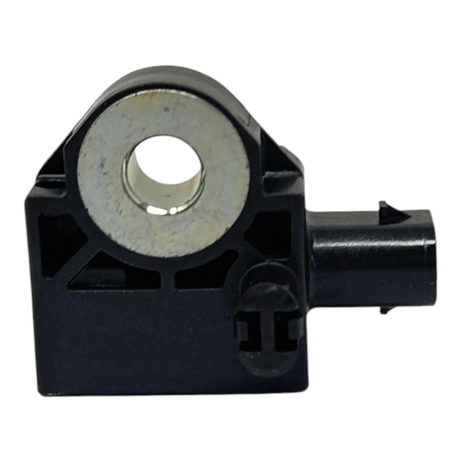 VISTA POSTERIOR SENSOR DE RETROCESO SUZUKI ALTO CELERIO SPRESSO 2021-2026 OEM