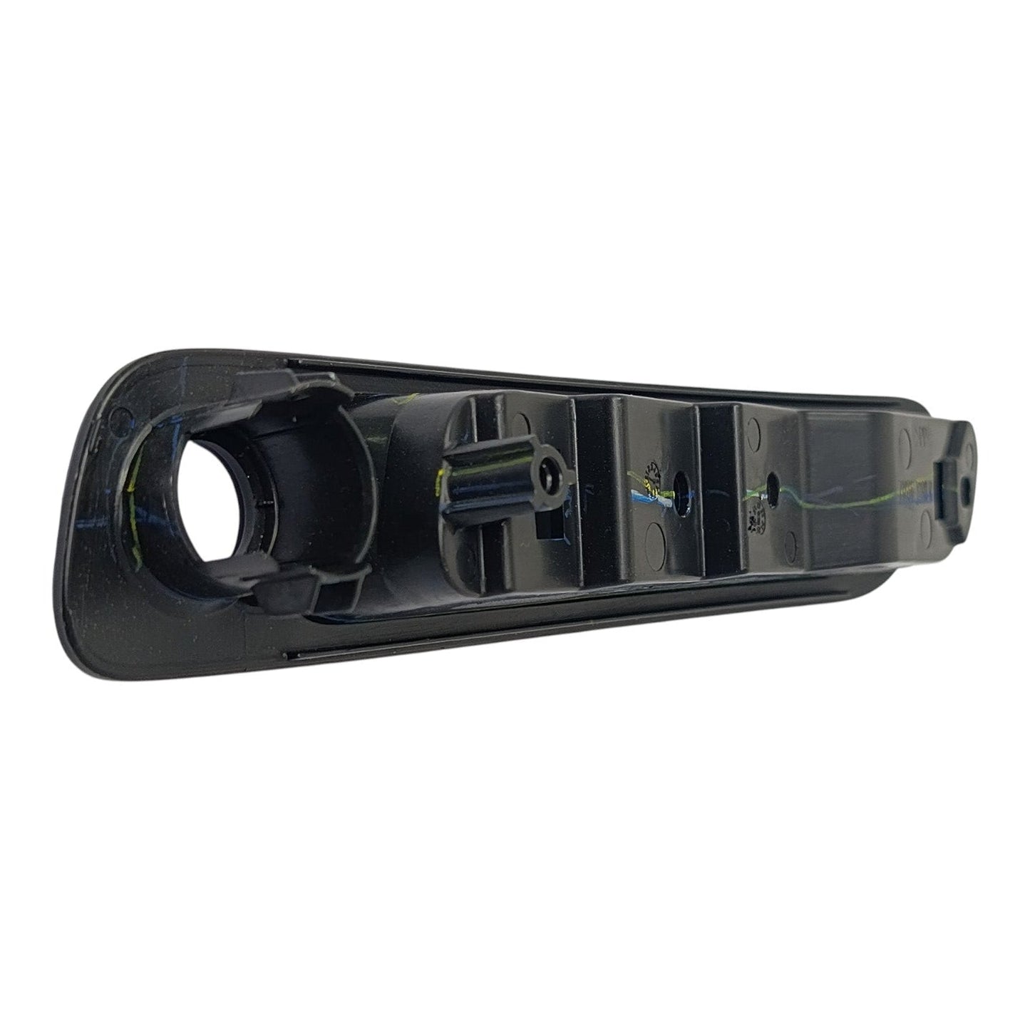 VISTA POSTERIOR TAPA REFLECTOR DE STOP TRASERO DERECHO SUZUKI CELERIO 2021-2026
